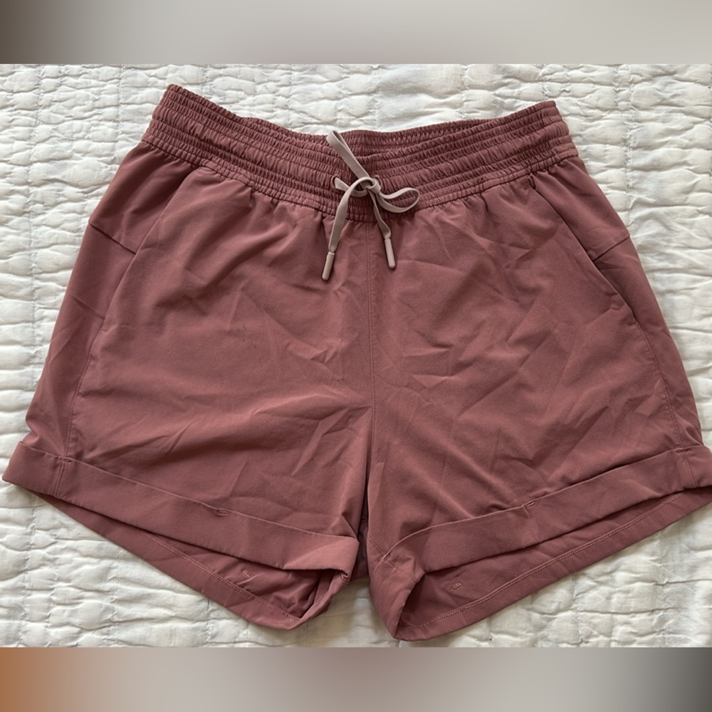 lululemon athletica Womens Athletic Shorts - Rosewood